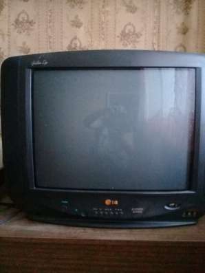 Срочно продам телевизор lg