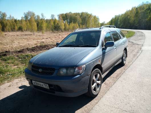 Nissan R Nessa, 1999 в Челябинске фото 3