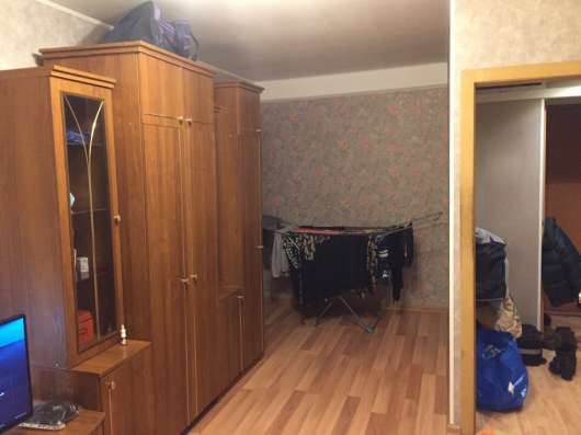 Отдам даром стенку, самовывоз. Писать в личку