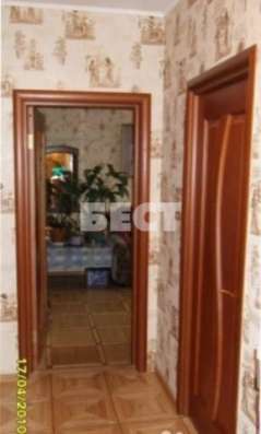 Продам четырехкомнатную квартиру в Москве. Жилая площадь 101 кв.м. Этаж 11. Есть балкон. в Москве