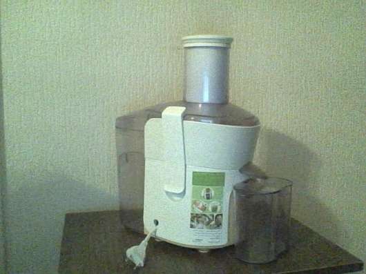продаю соковыжималку philips