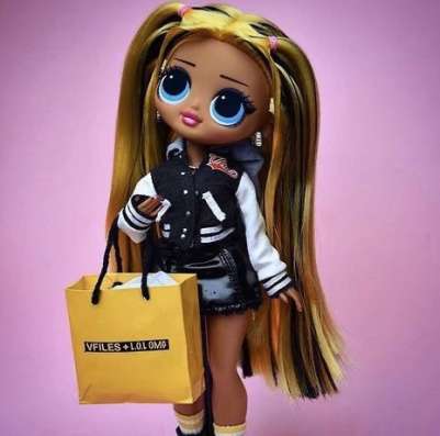 Продаю куклу LOL OMG ALT GIRL