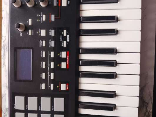 Akai mpk 25 pro в Москве фото 3