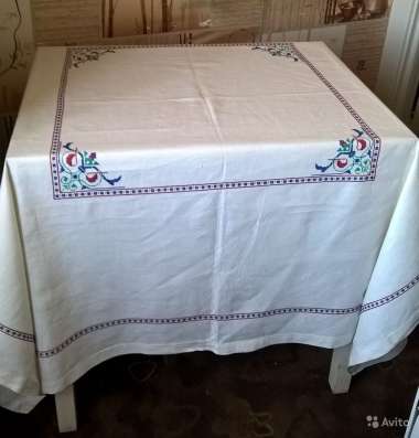 Скатерть лен СССР. Ручная вышивка в Новосибирске