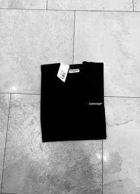 Футболка BALENCIAGA