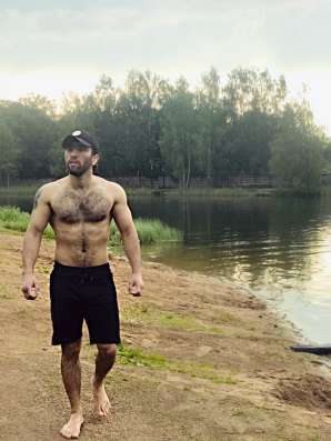 Adam, 26 лет, хочет познакомиться