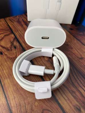 Зарядка на IPhone 20w в Пскове фото 5