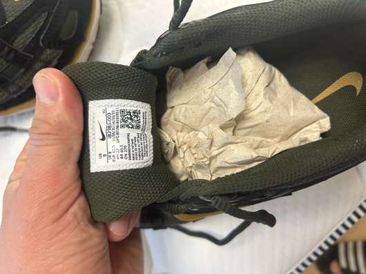Кроссовки Nike 42р в Якутске