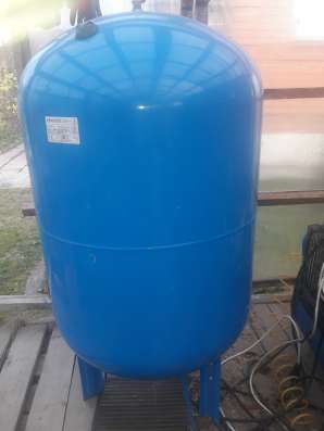 Продам гидробак (гидронакопитель)
