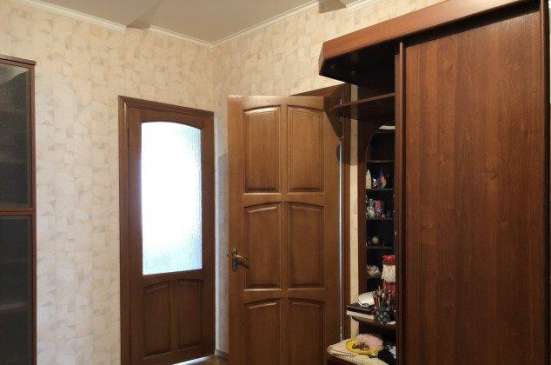 Продам трехкомнатную квартиру в Краснодар.Жилая площадь 120  кв.м.Этаж 3.Дом кирпичный. в Краснодаре
