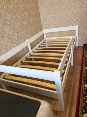 Детская кровать и матрас