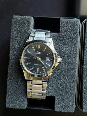 Часы Casio