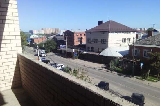 Продам однокомнатную квартиру в Краснодар.Жилая площадь 38  кв.м.Этаж 3.Дом кирпичный.