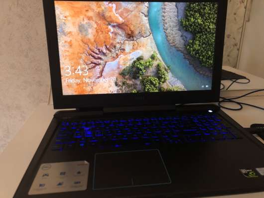 Геймерский ноутбук Dell Gaming G7 2018 фото 3