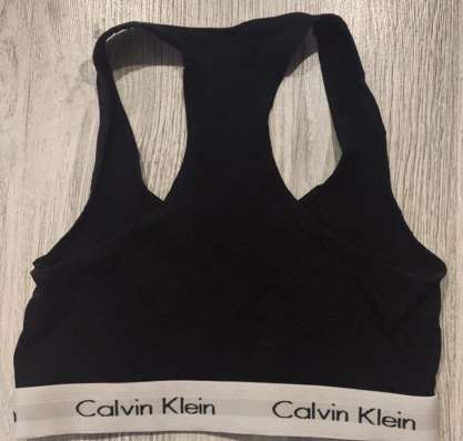 Топ Calvin Klein