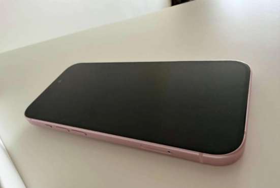 Apple iPhone 15 в Москве фото 6