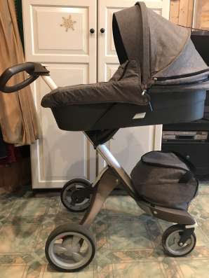 Детская коляска STOKKE