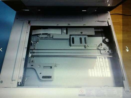 # Продам: МФУ CANON iR-2520 + тумба