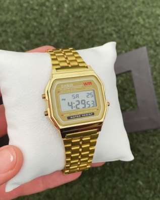 Часы Casio