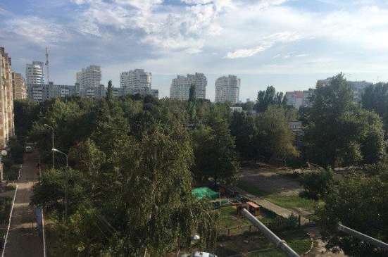 Продам трехкомнатную квартиру в Краснодар.Жилая площадь 71  кв.м.Этаж 6.Дом панельный.