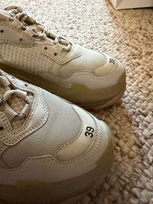 Кроссовки BALENCIAGA triple s в Находке фото 5