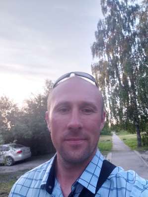 Илья, 33 года, хочет пообщаться