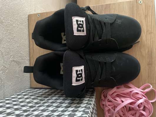 Кроссовки DC SHOES в Уссурийске