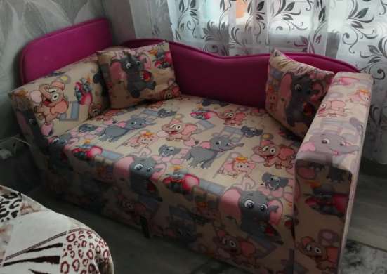 Продам , диван софу детскую в Красноярске