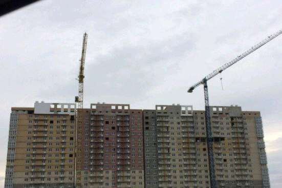 Продам двухкомнатную квартиру в Краснодар.Жилая площадь 55  кв.м.Этаж 7.Дом монолитный.