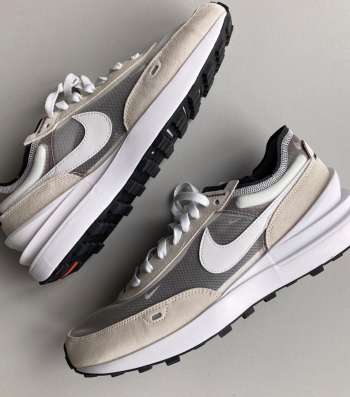 Кроссовки Nike Waffle One
