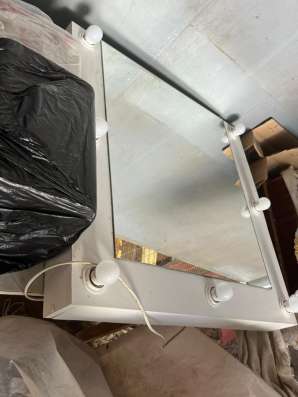 Мебель: шкафы, стол маникюрный в Краснодаре фото 5