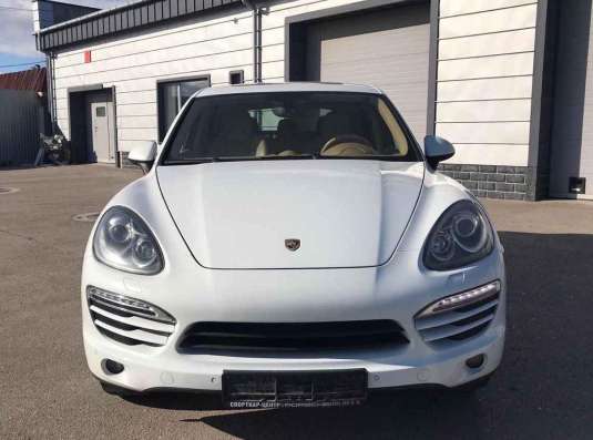 Продам Porsche Cayenne, 2015 в Екатеринбурге фото 9