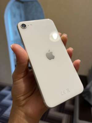 IPhone se 2022 64 gb белый