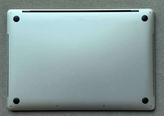 MacBook Pro 15" 2019 — мощный и надёжный в Москве фото 5