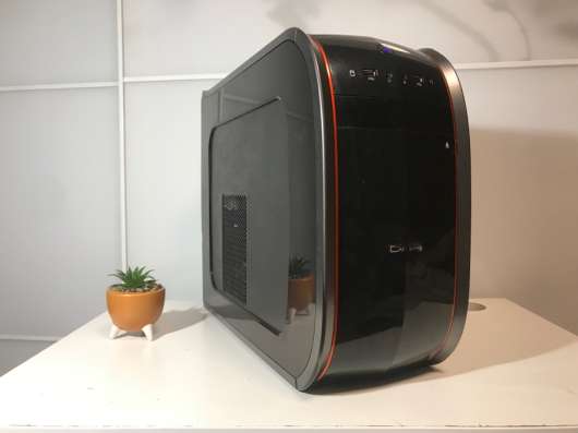 Игровой компьютер в легендарном корпусе