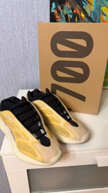 Кроссовки yeezy boost 7000