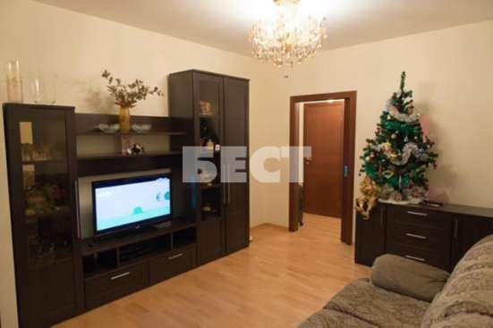 Продам трехкомнатную квартиру в Москве. Жилая площадь 87 кв.м. Дом монолитный. Есть балкон. в Москве фото 9