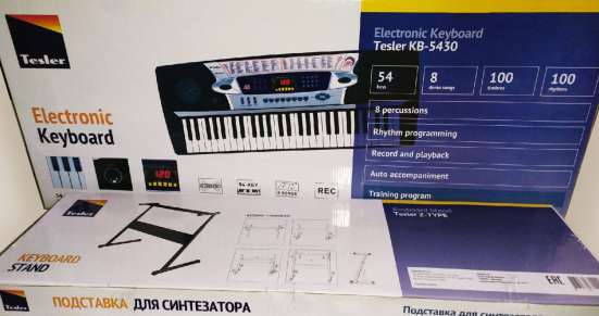 Продам электронный синтезатор