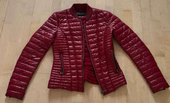 Женская демисезонная куртка guess в Одинцово фото 3