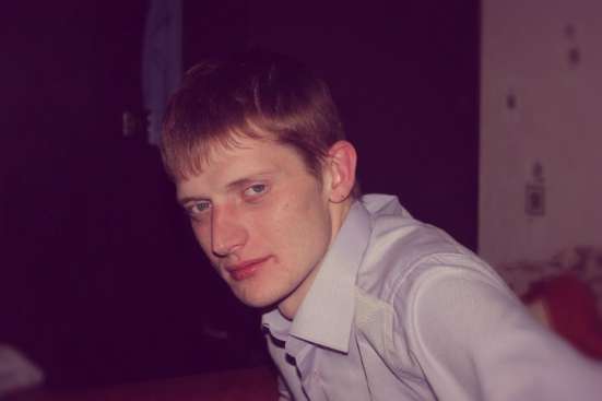 Артём, 34 года, хочет пообщаться