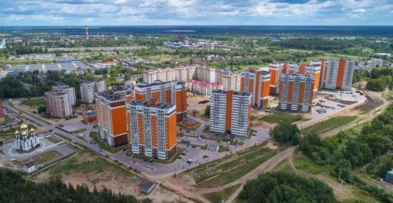 Продам однокомнатную квартиру в Тверь.Жилая площадь 41  кв.м.Дом панельный.Есть Балкон. в Твери