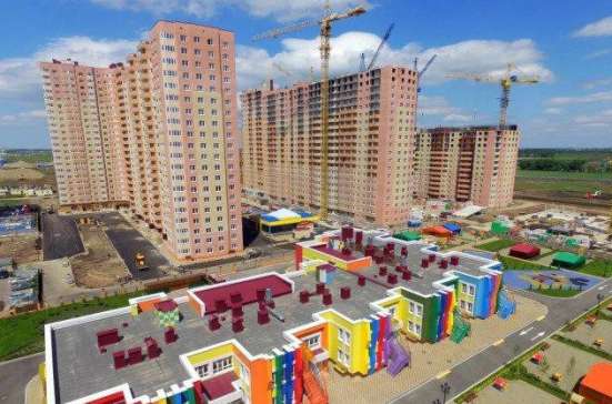 Продам однокомнатную квартиру в Краснодар.Жилая площадь 40  кв.м.Этаж 14.Дом кирпичный.