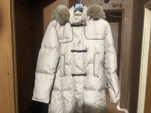 Пуховик женский