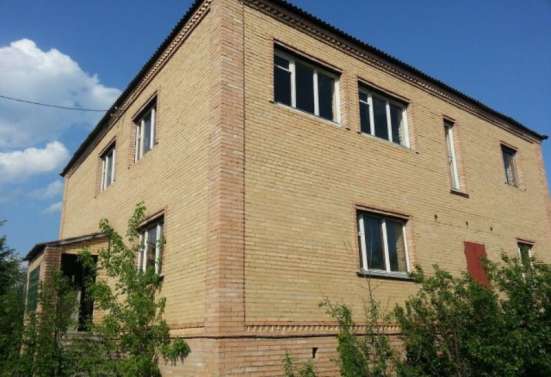 Продам дом в Павловский Посад.Жилая площадь 700  кв.м.Есть Электричество, Отопление.