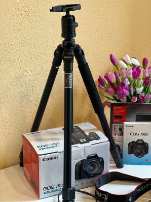 Зеркальный фотоаппарат Canon EOS 700D Kit в Москве фото 3