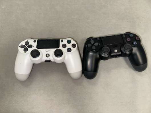 Беспроводной джойстик DualShock 4, PS4 в Тюмени фото 3