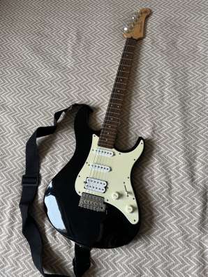 Электрогитара Yamaha Pacifica с чехлом