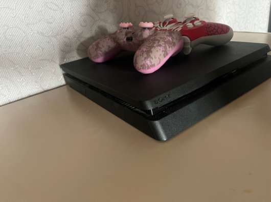 Sony Playstation 4 slim 500gb (2 геймпада) в Пензе фото 6