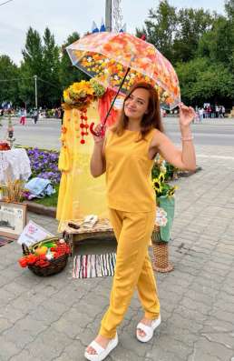 Костюм женский