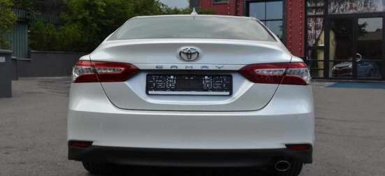Toyota Camry с минимальным пробегом фото 5